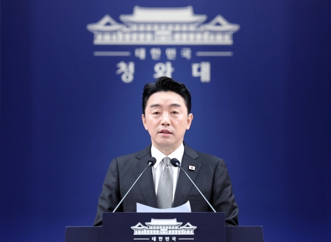thumbnail - 법무 김승원·재경 이형일… 2년차 중폭개각 ‘승부수’