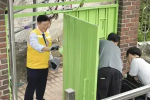 빈집, 재난당한 이웃의 울타리 되다