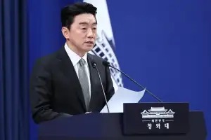 李대통령, 조희대 대법원장 부친상에 “강훈식 비서실장이 조문하라”