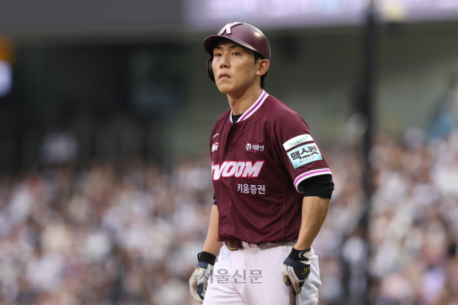 200안타 MVP→은퇴 기로→연봉 2배…‘낭만 야구’ 끝판왕 보여주는 서건창