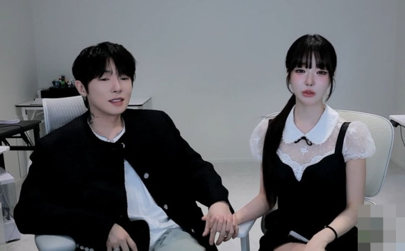 BJ 케이와 과즙세연. BJ 케이 방송 캡처