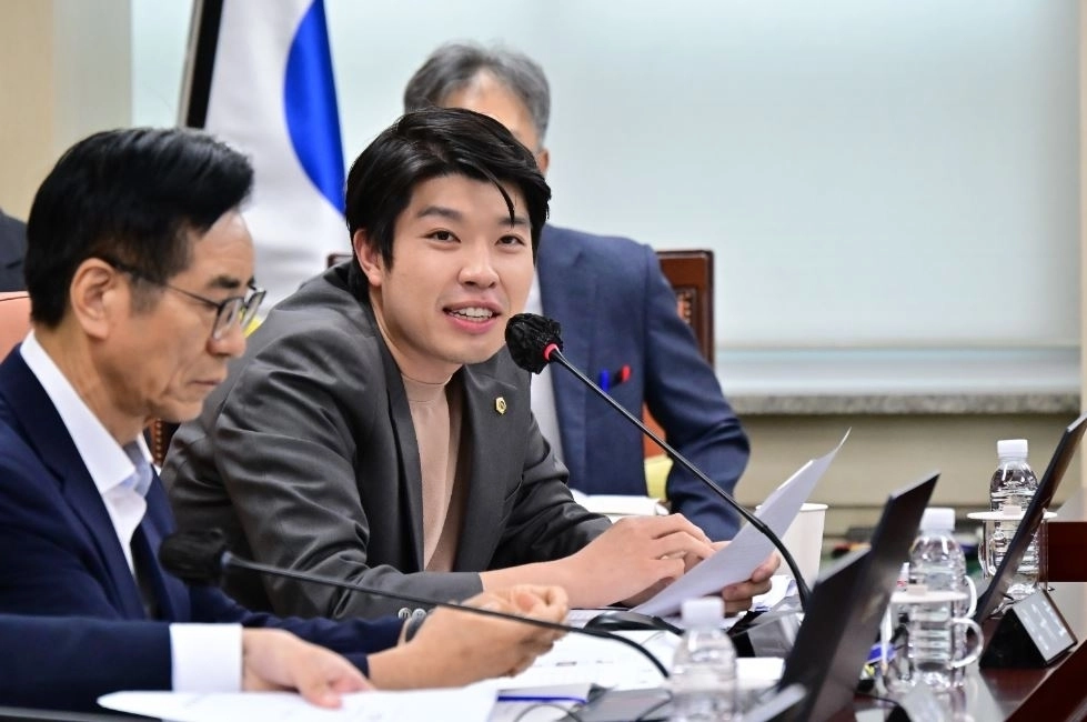 지난 1일 교통실 업무보고에서 질의하는 임규호 의원. 서울시의회 제공