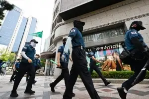 “신세계백화점 폭파한다” 글 쓴 20대, 1256만원 물어낸다…“경찰력 낭비”