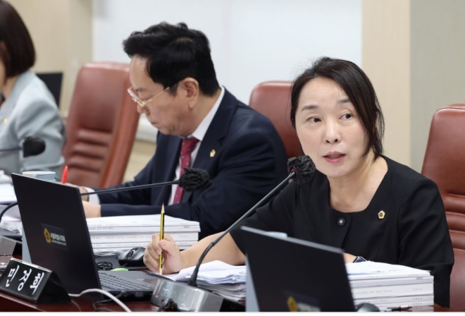 민경희 서울시의원 “화려한 성과 뒤 예산 불균형 살펴야”… 생활밀착형 문화정책 강화 필요