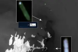 “쾅” 韓 장금상선 관련 유조선 피격…트럼프 “美 영토”라던 호르무즈서 무슨 일?
