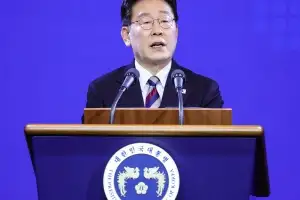 李대통령 “북미대화 위한 여건 우리가 만들어야…남북대화는 사명”
