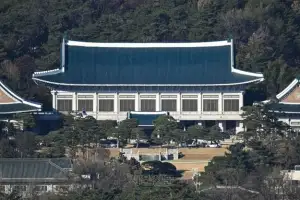 美, 반도체 표적관세 예고…靑 “확정 안 돼, 불리하지 않게 협의”