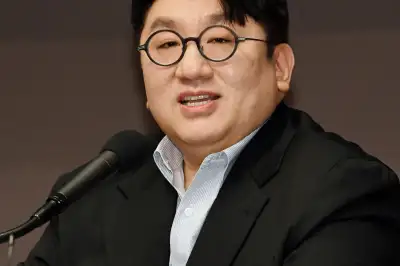 경찰, ‘자본시장법 위반’ 방시혁 검찰 송치…부당이득 2631억원