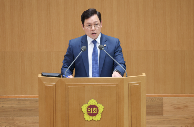 김철환 경기도의원, 꽉 막혔던 고교 무료 통학버스 지원 확대 ‘물꼬’ 터