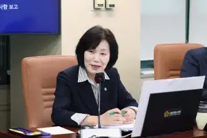 이의안 서울시의원 “목재 데크 버섯 발생… 기후변화 대응한 공원 관리 체계 전면 전환해야”