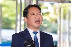 김승원·與는 “고충 민원 단순 전달”…野는 “뇌물 기소유예, 청문회 불가”