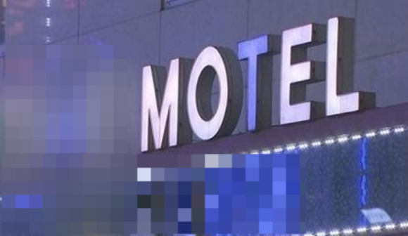 “자는 줄” 철수한 경찰…모텔 투숙객, 다음날 의식불명 발견