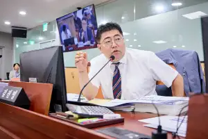 김진명 경기도의원, 제2회 추경 심사에서 청소년야영장 사업 전액 삭감 등 지적…“미래세대 투자는 지켜야”