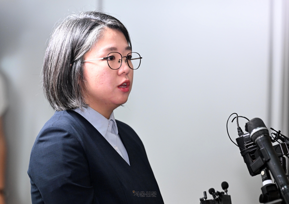용혜인 성평등가족부 장관 후보자가 2일 오전 서울 서대문구 한국청소년활동진흥원에 마련된 인사청문회 준비사무실로 출근해 기자들의 질문에 답하고 있다. 2026.9.2 도준석 전문기자