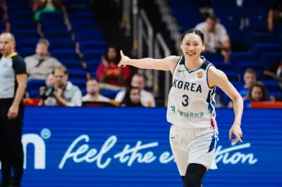 3점슛 넣고 또 넣고…세계 8위 나이지리아 꺾은 강이슬 “이런 강팀 이긴 적 없었는데 자신감 얻었다”