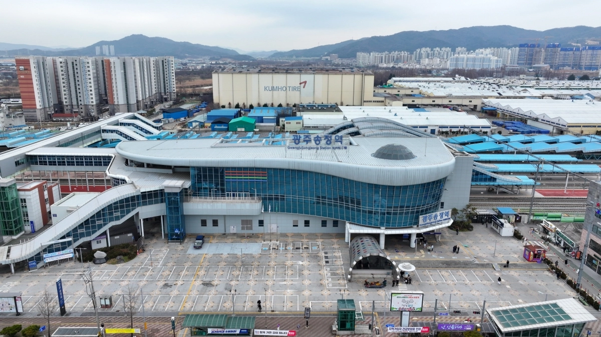 국토 서남권 관문인 광주 송정역 전경.