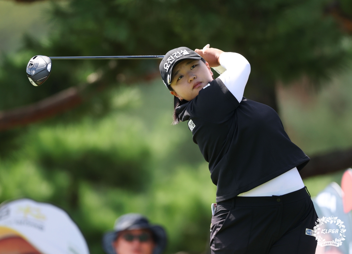 신다인의 티샷. KLPGA 제공.