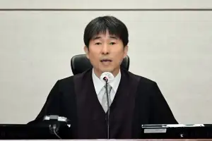 공수처, 지귀연 청탁금지법 기소… 수사권 논란 불가피