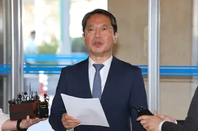 김승원 “브로커 양모씨와 법조인 가는 카페서 처음 알아…친한 후배로 지내온 것 맞아”