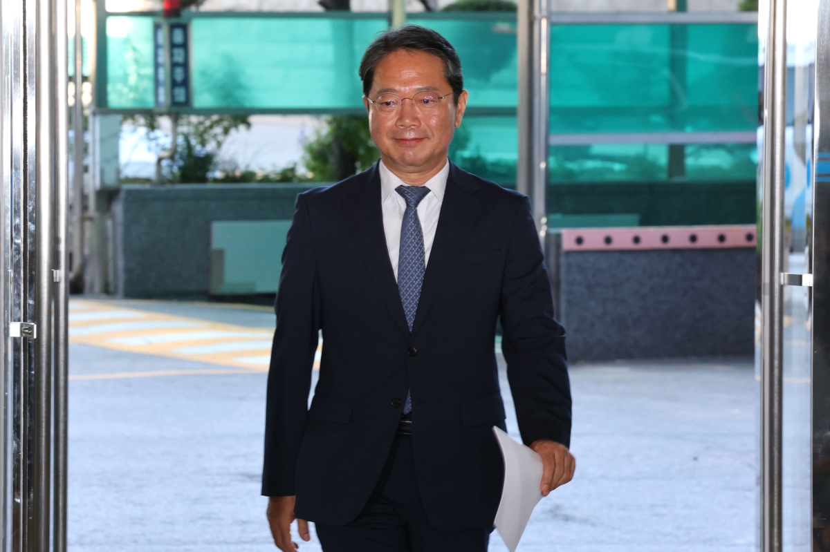 김승원 법무부 장관 후보자가 7일 오전 서울 종로구 적선현대빌딩에 마련된 인사청문회 준비사무실로 출근하고 있다. 2026.9.7 뉴스1