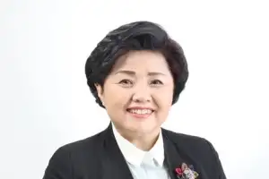 김영옥 서울시의원 “한강 수영장, 이제 청정하게 ”... 금연구역 확대 조례안 상임위 통과