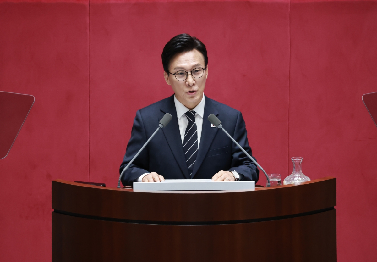 교섭단체 대표 연설하는 민주당 김민석 대표