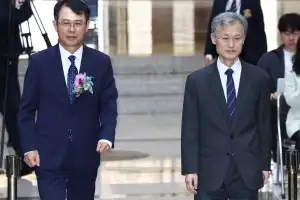혼란 속 퇴임하는 이흥구 대법관 “법원 불신 심각…겸허한 인정·적절한 소통 필요”