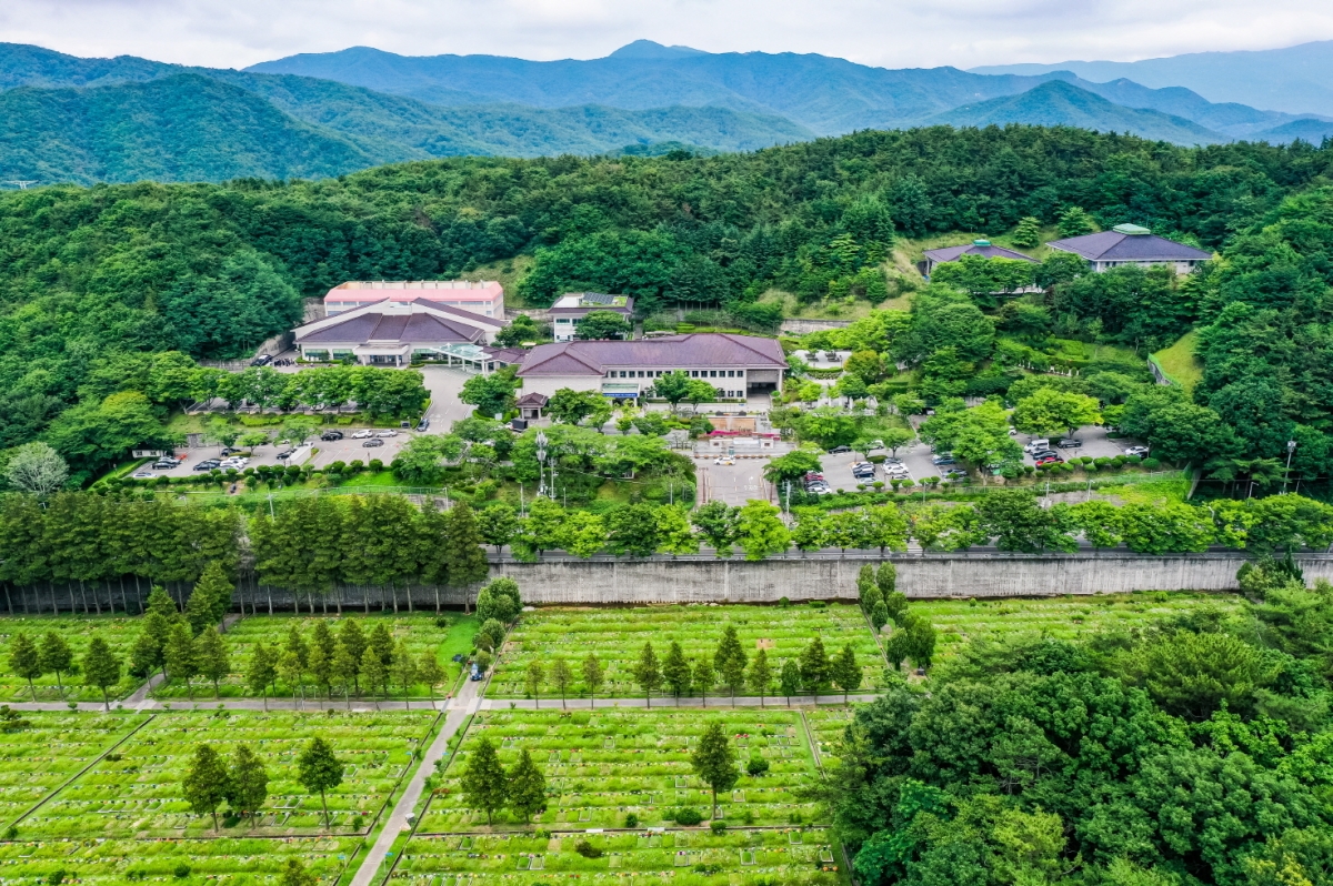 부산영락공원 전경. 부산시설공단 제공
