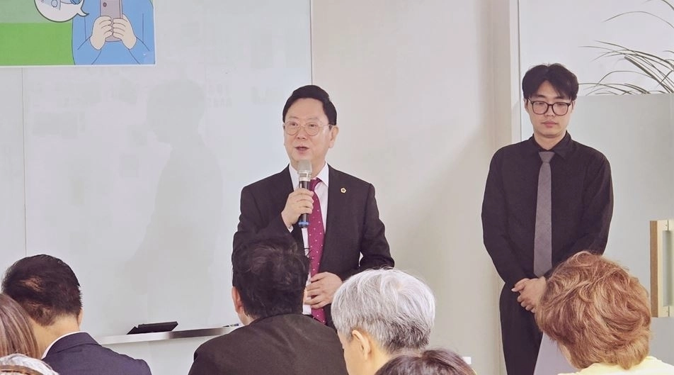 7일 열린 ‘송파구 소상공인 AI·디지털 역량 강화 교육 개강식’에 참석해 발언중인 김광철 의원. 서울시의회 제공