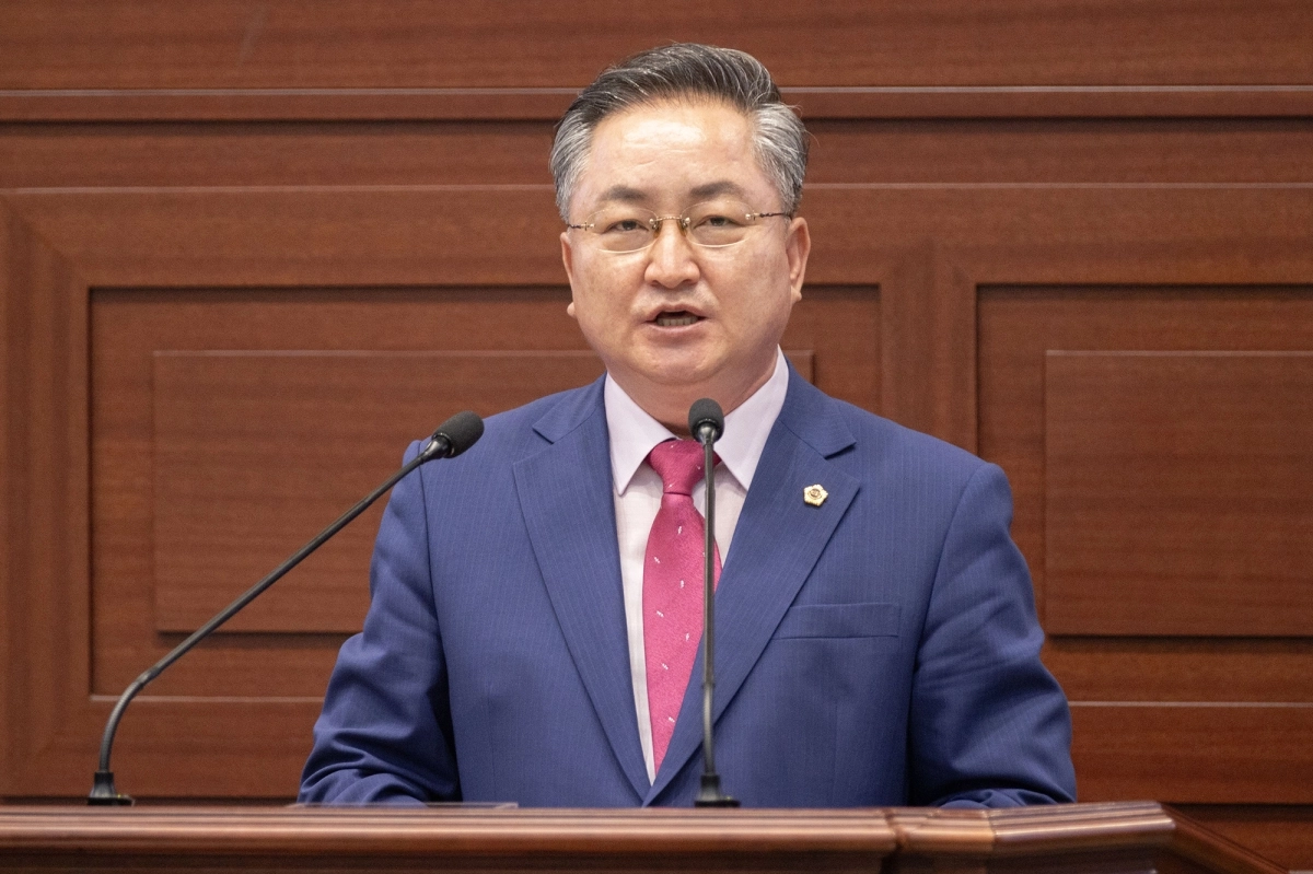 지난 3일 열린 제365회 임시회 제3차 본회의에서 5분 자유발언을 하는 이동업 의원. 경북도의회 제공
