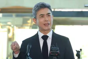 강신철, 30세 아들 ‘무이자 2억’ 등 전액 개인 채무로 7억 상가 매입…고의 누락 의혹도