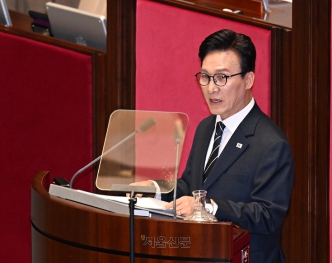 [사설] 대통령·與 대표 동시 “개헌”, 임기 연장 의구심 불식해야
