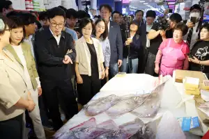 노량진 찾은 김민석 “명절 회식 소비 활성화”…김영란법 완화 검토 시사