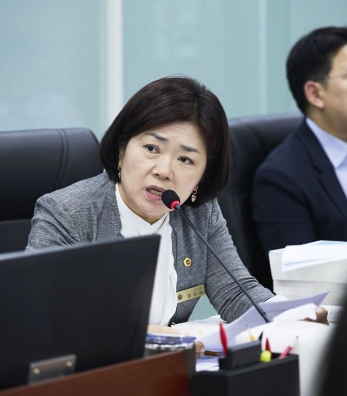 ▲ 지난 7일 열린 제393회 임시회 제1차 보건복지위원회 2026년도 제2회 추가경정예산안 심사에서 질의하는 명성숙 의원(사진=경기도의회)