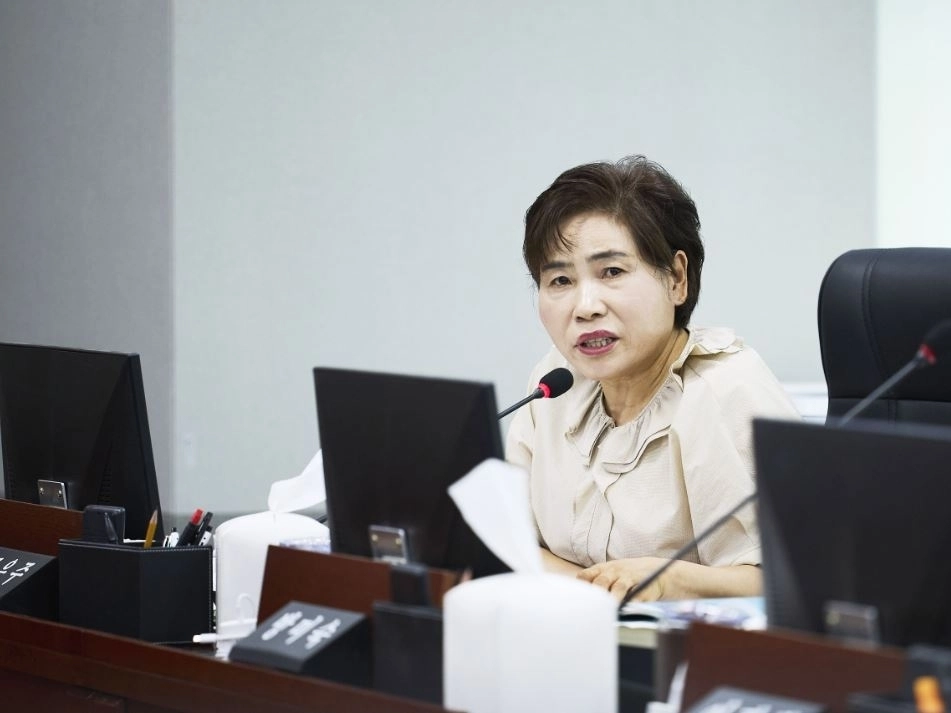 ▲ 제393회 임시회 보건복지위원회 2026년도 제2회 추가경정예산안 심의에서 질의하는 국은주 부위원장(사진=경기도의회)