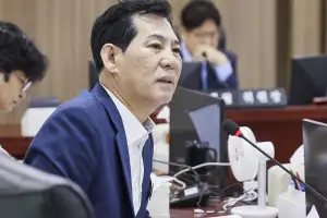 이영봉 경기도의원, 인건비를 추경으로 쪼개 편성하는것이 광역단체의 모습인가