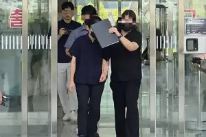 38시간 쇠사슬 결박…천안 교회서 사망 11세 아동 목사에 이어 외조모 구속기소