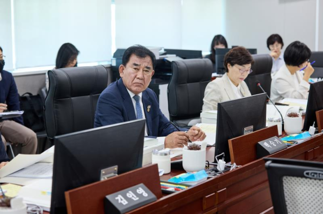백승기 경기도의원 “가축 전염병 방역 예산 사수 및 대기업의 축산시장 교란 방어해야” 강조