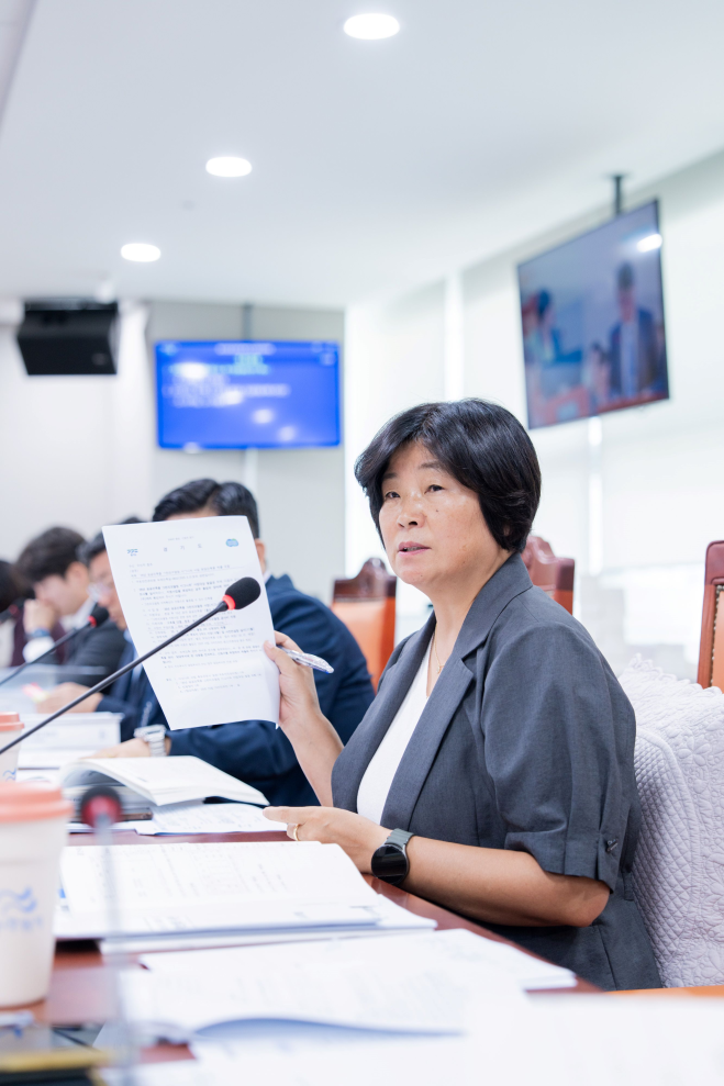장정희 경기도의원 “도비 9% 안내해 공모 독려하고 선정 뒤 지원 철회…행정신뢰 훼손”