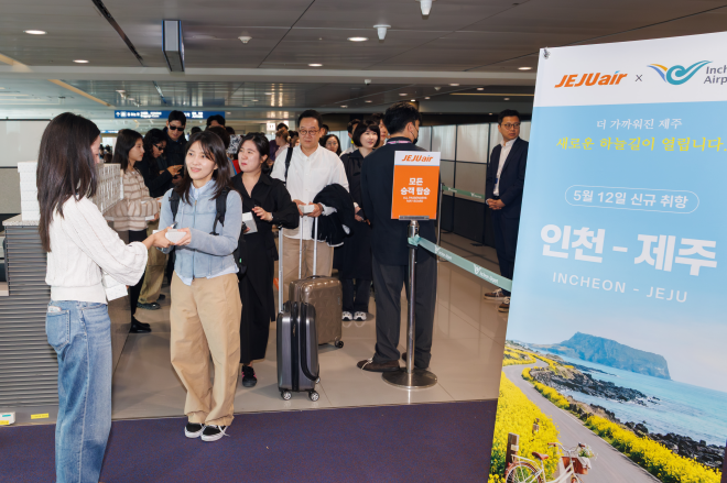 ‘주 2회’ 인천∼제주 국내선 탑승률 88.5%…“운항 늘려달라”