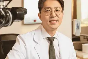 “전자담배, 연초보다 안전? 눈 건강 위협한다”