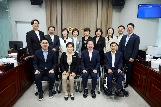 경기도의회 보건복지위원회, 보건건강국 추경예산안 심사... 공공의료·민생예산 책임성 주문