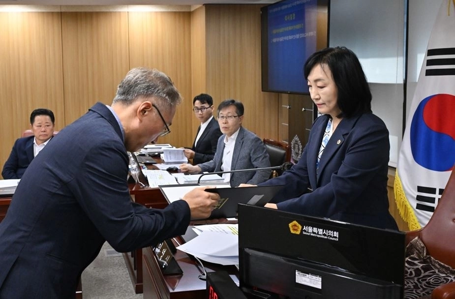 서울물재생시설공단 진재섭 이사장 후보자 선서문 제출. 서울시의회 제공