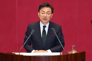 신장식 “중수청장 후보에 檢 출신…검찰개혁 아니라 검찰개명”