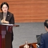 대정부질문, 답변하는 한성숙 국무총리