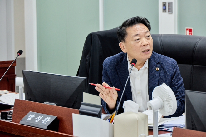방성환 경기도의원 “수출바우처 위탁사업, 예산 정산 넘어 실질 성과로 증명해야”