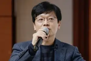 ‘세기의 이혼’도 넘어선 ‘스게의 이혼’… “권혁빈, 아내에게 2.5조원 지급해야”
