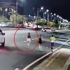 thumbnail - “도로 달리던 러너 ‘쾅’” 치고 그대로 도주, 30대女 사망…CCTV 공개에 ‘공분’