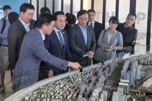 전재수 시장, 부산 찾은 박홍근 기획예산처 장관에게  현안·국비 지원 요청