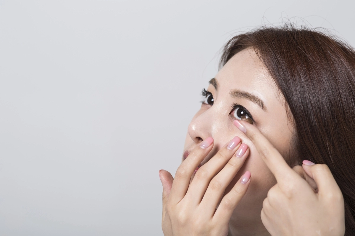 콘택트렌즈 자료 이미지. 아이클릭아트
